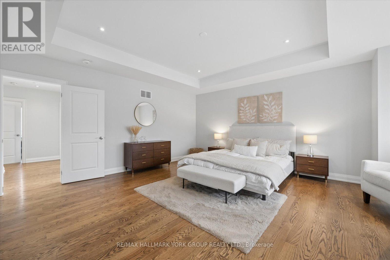 220 Pine Beach Drive, Georgina, Ontario  L4P 2V5 - Photo 21 - N13095094