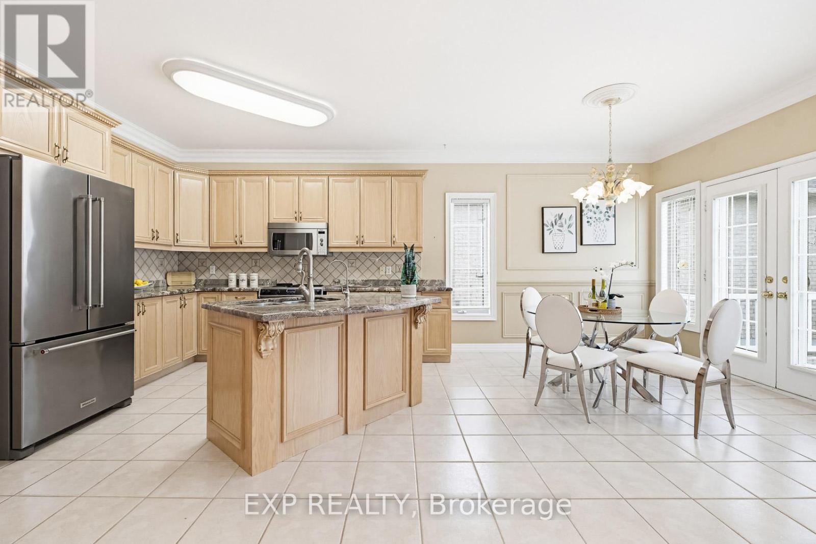 126 Carmela Avenue, Richmond Hill, Ontario  L4E 2V6 - Photo 12 - N13095182