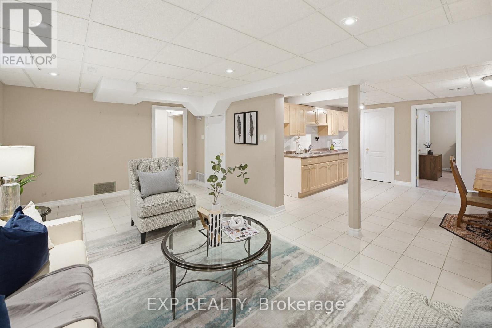 126 Carmela Avenue, Richmond Hill, Ontario  L4E 2V6 - Photo 35 - N13095182