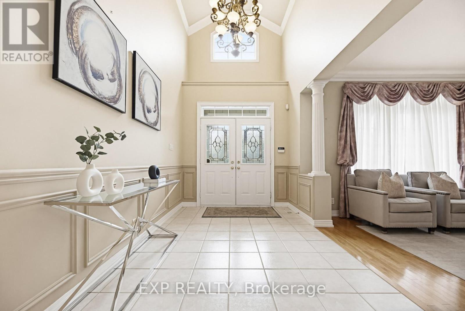 126 Carmela Avenue, Richmond Hill, Ontario  L4E 2V6 - Photo 4 - N13095182