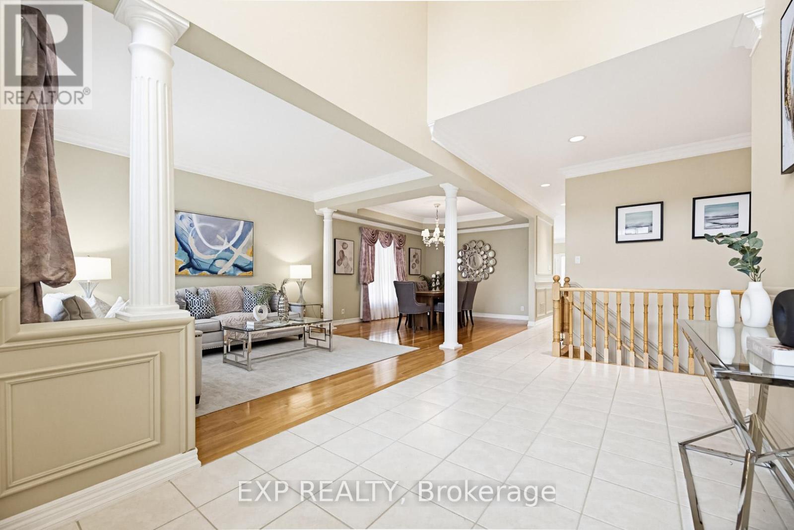 126 Carmela Avenue, Richmond Hill, Ontario  L4E 2V6 - Photo 5 - N13095182