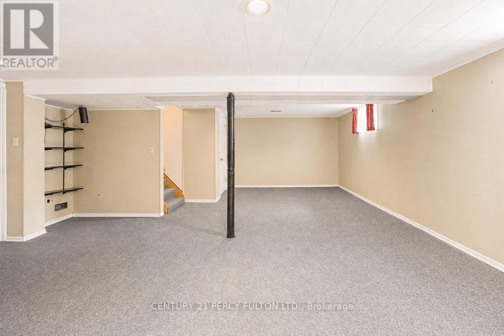 1386 Forest Glade Road, Oakville, Ontario  L6H 2G3 - Photo 23 - W13094858