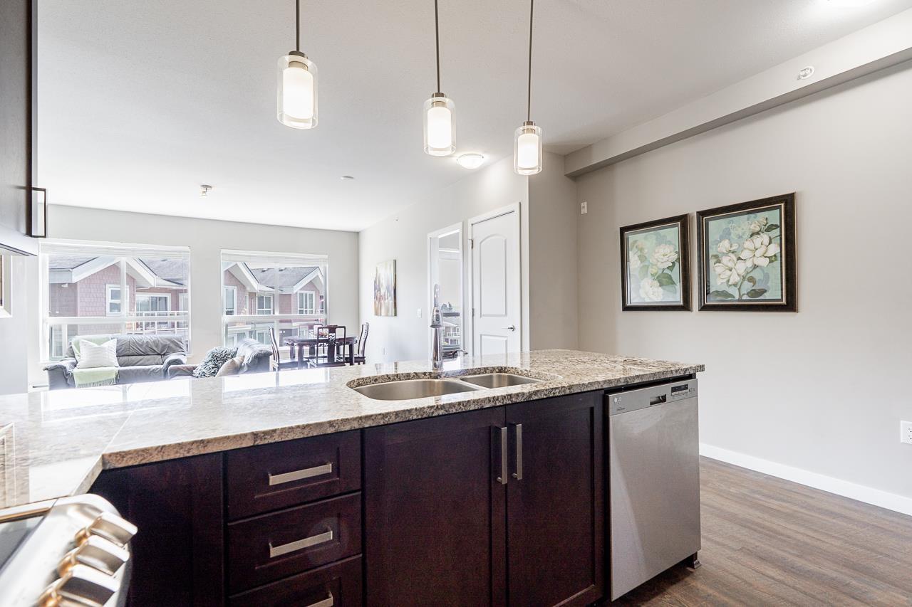 416 6470 194 Street, Surrey, British Columbia  V4N 6J9 - Photo 4 - R3120212