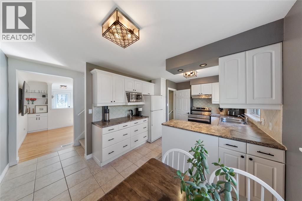 759 Netherlands Place, Sarnia, Ontario  N7S 2W5 - Photo 9 - 26009649