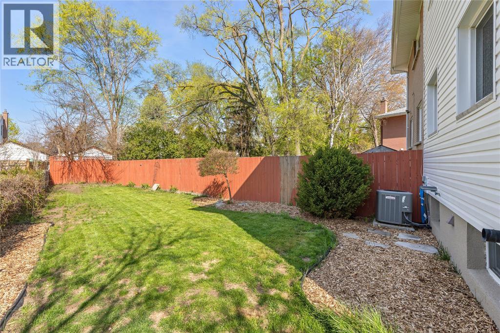 759 Netherlands Place, Sarnia, Ontario  N7S 2W5 - Photo 28 - 26009649