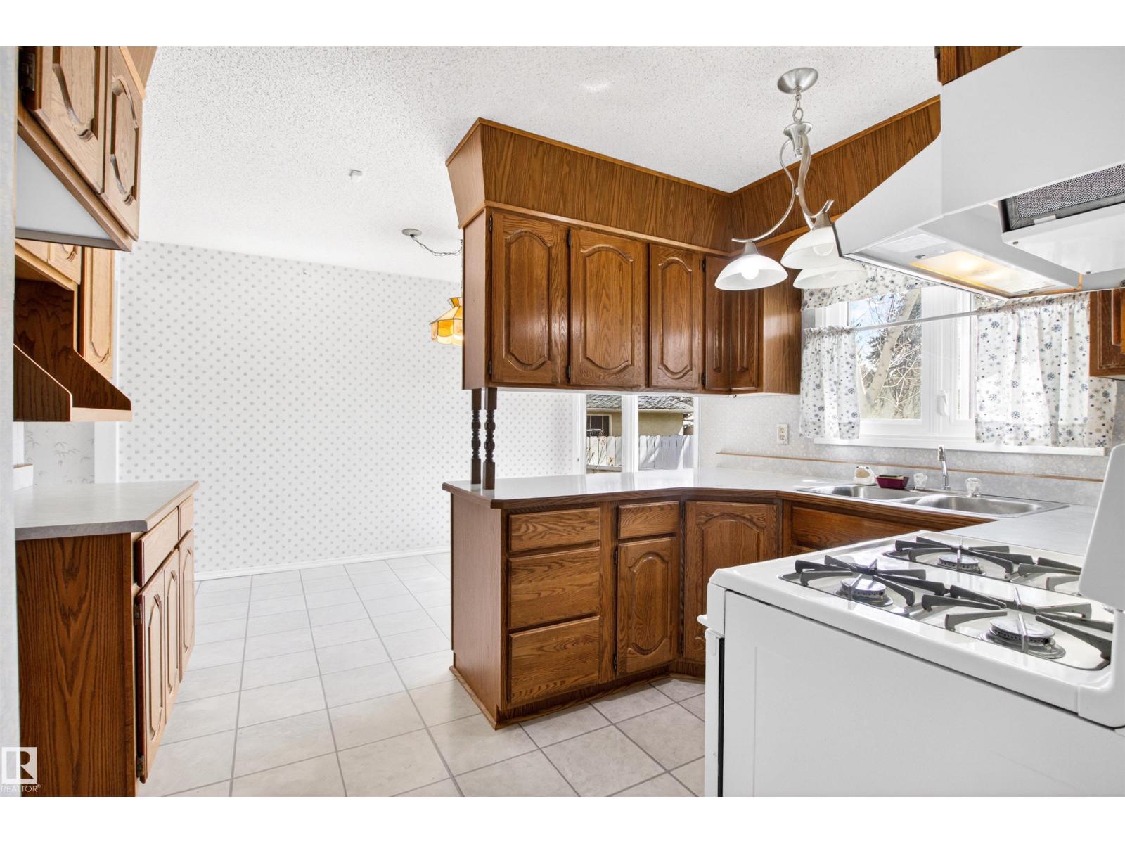 29 Bristow Cr, Spruce Grove, Alberta  T7X 2E1 - Photo 10 - E4486169