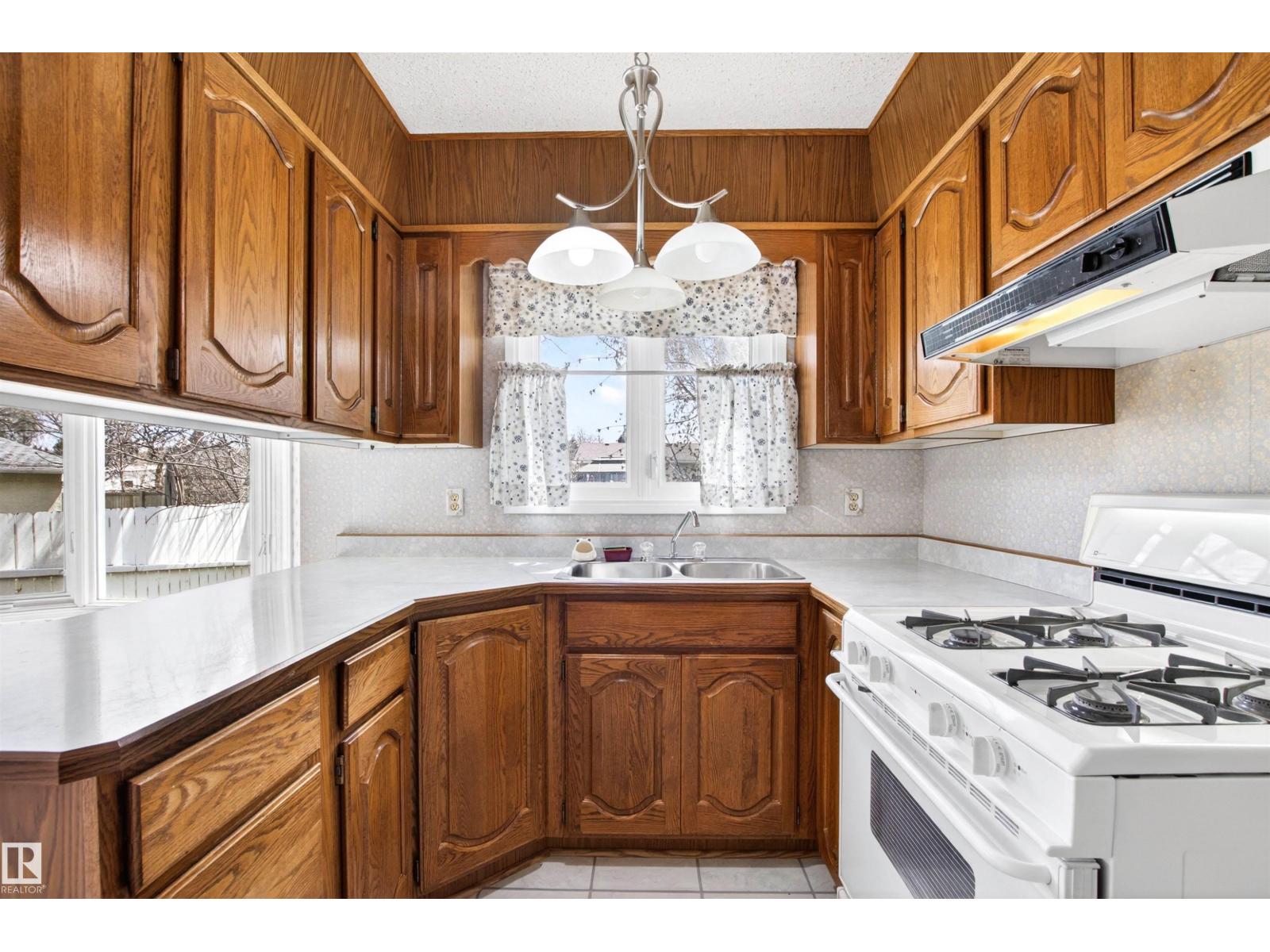 29 Bristow Cr, Spruce Grove, Alberta  T7X 2E1 - Photo 11 - E4486169