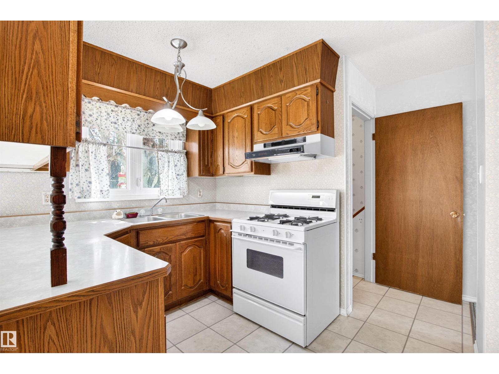 29 Bristow Cr, Spruce Grove, Alberta  T7X 2E1 - Photo 9 - E4486169