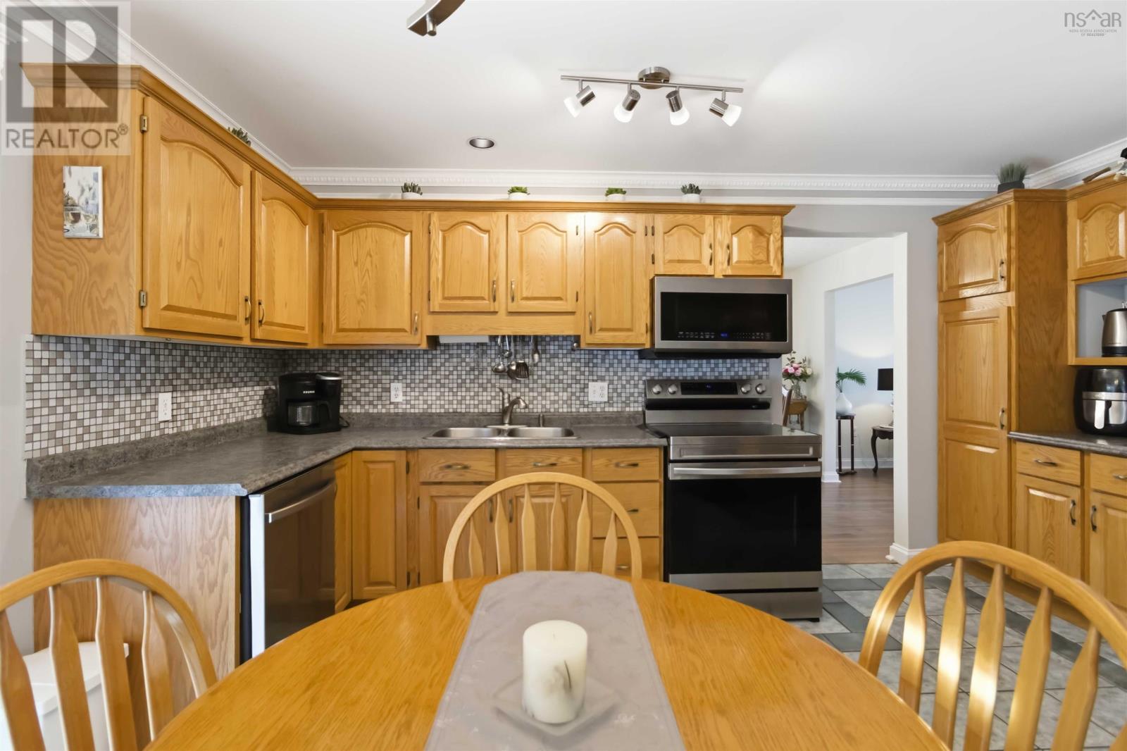98 Portland Estates Blvd West Boulevard, Dartmouth, Nova Scotia  B2W 6E5 - Photo 17 - 202603967