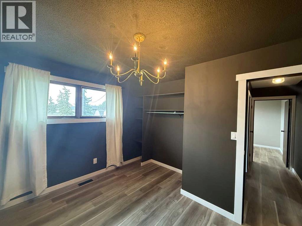 105 4th Avenue Sw, Falher, Alberta  T0H 1M0 - Photo 9 - A2308946