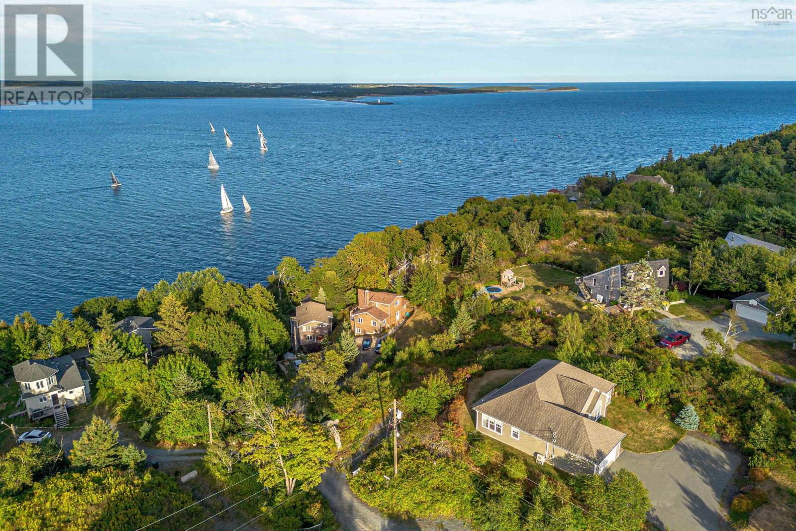 1 Faraday Lane, Fergusons Cove, Nova Scotia  B3V 1S3 - Photo 3 - 202600065