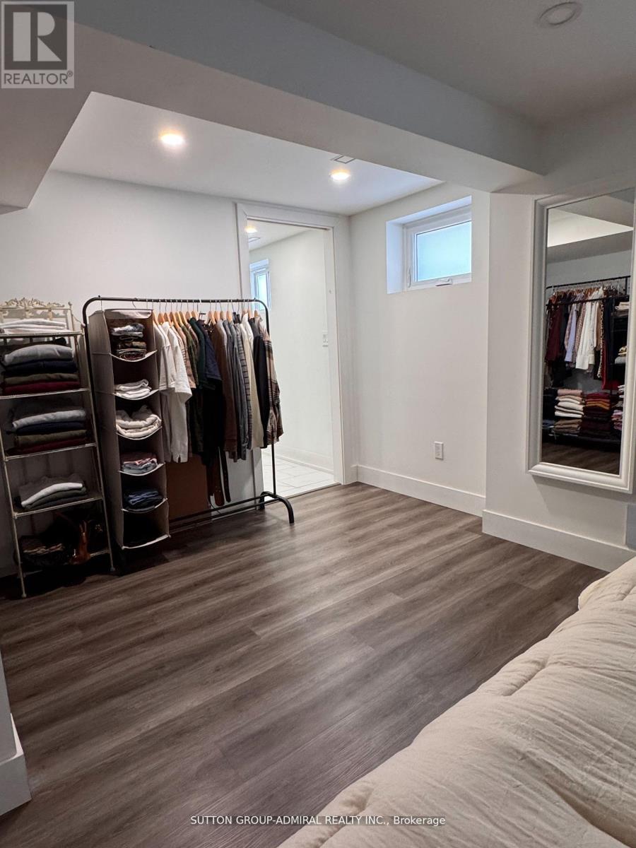 Lower - 6 Frankfort Avenue, Toronto, Ontario  M6L 2Y2 - Photo 15 - W13094912