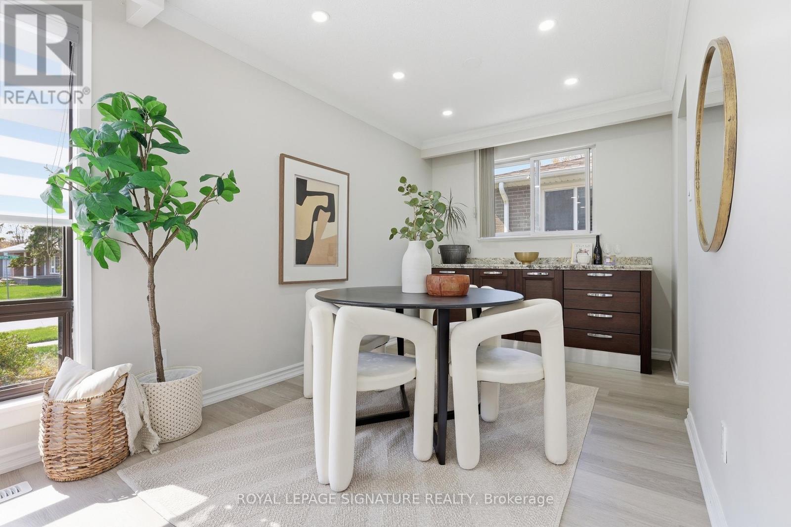 216 Folkstone Crescent, Brampton, Ontario  L6T 3N6 - Photo 16 - W13094918