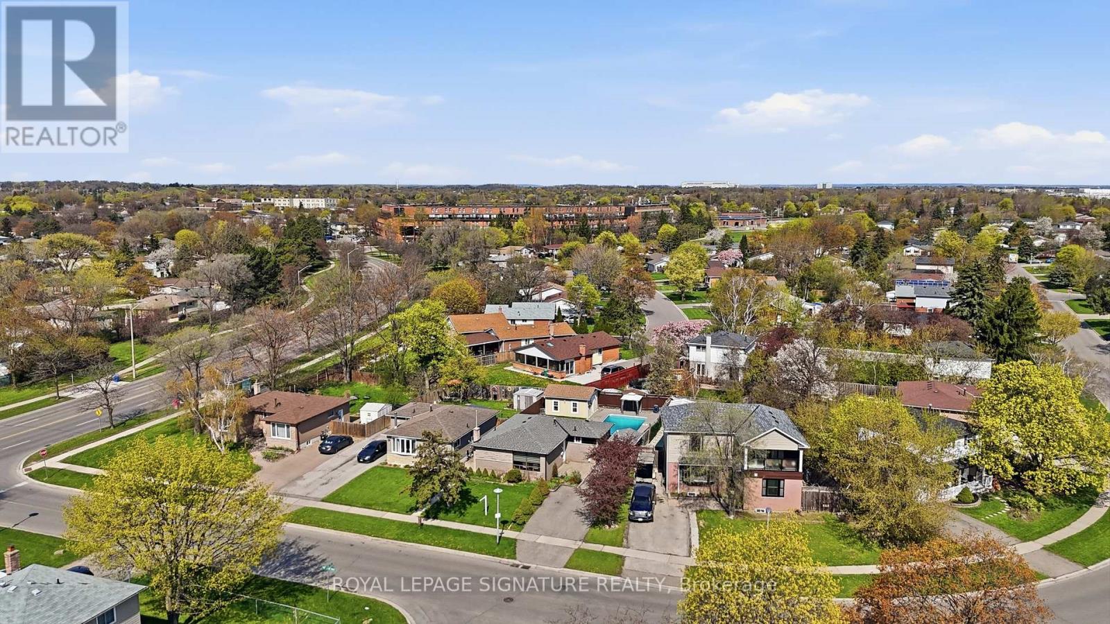 216 Folkstone Crescent, Brampton, Ontario  L6T 3N6 - Photo 30 - W13094918