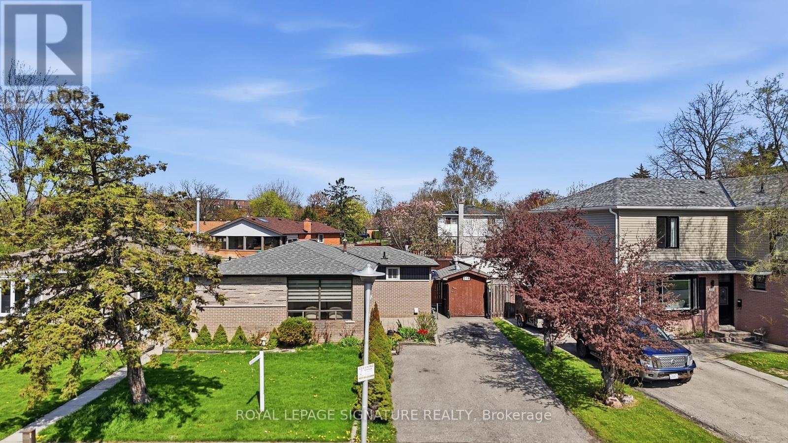 216 Folkstone Crescent, Brampton, Ontario  L6T 3N6 - Photo 6 - W13094918