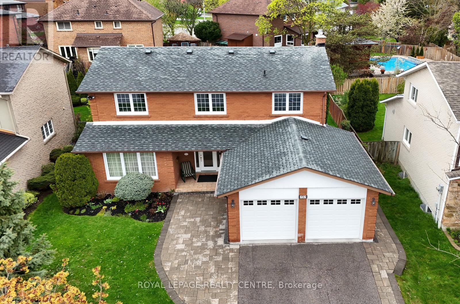 757 Damien Way, Mississauga, Ontario  L5C 3C3 - Photo 42 - W13095006