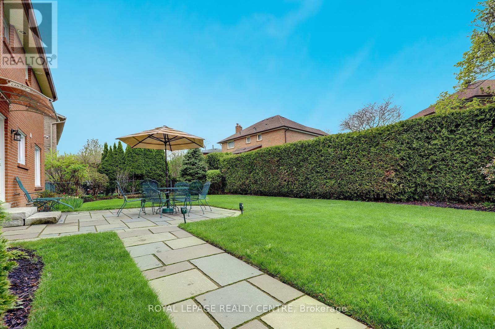 757 Damien Way, Mississauga, Ontario  L5C 3C3 - Photo 46 - W13095006