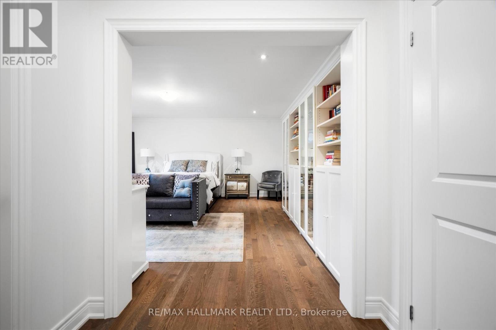 317 La Rose Avenue, Toronto, Ontario  M9P 1B8 - Photo 28 - W13095048