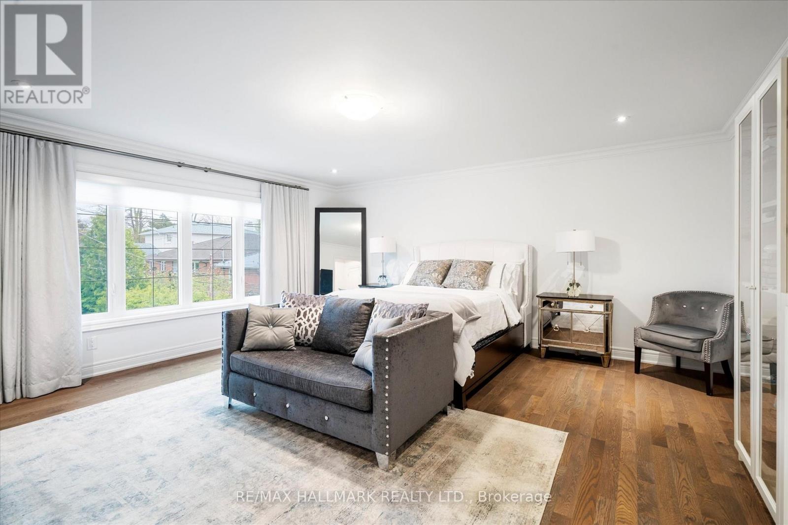 317 La Rose Avenue, Toronto, Ontario  M9P 1B8 - Photo 29 - W13095048