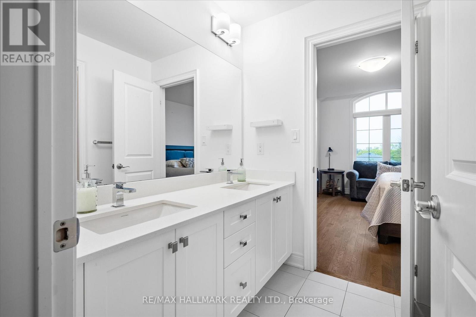 317 La Rose Avenue, Toronto, Ontario  M9P 1B8 - Photo 39 - W13095048