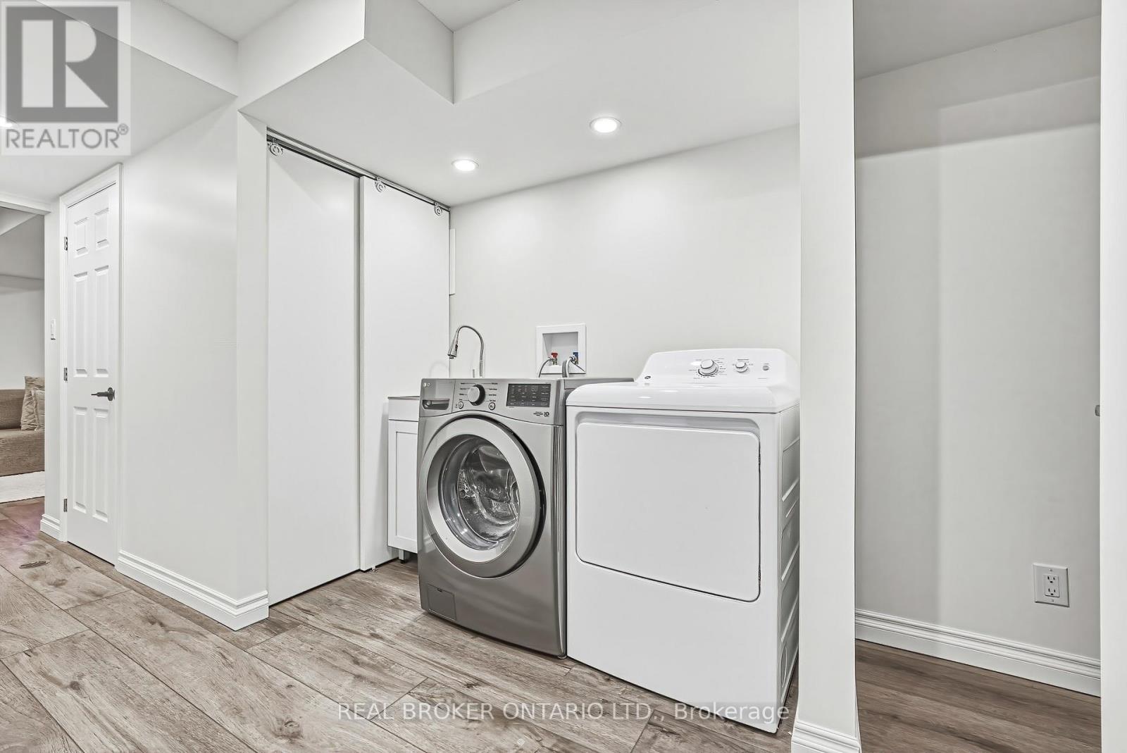 2259 Seton Crescent, Burlington, Ontario  L7L 6Y4 - Photo 22 - W13095224