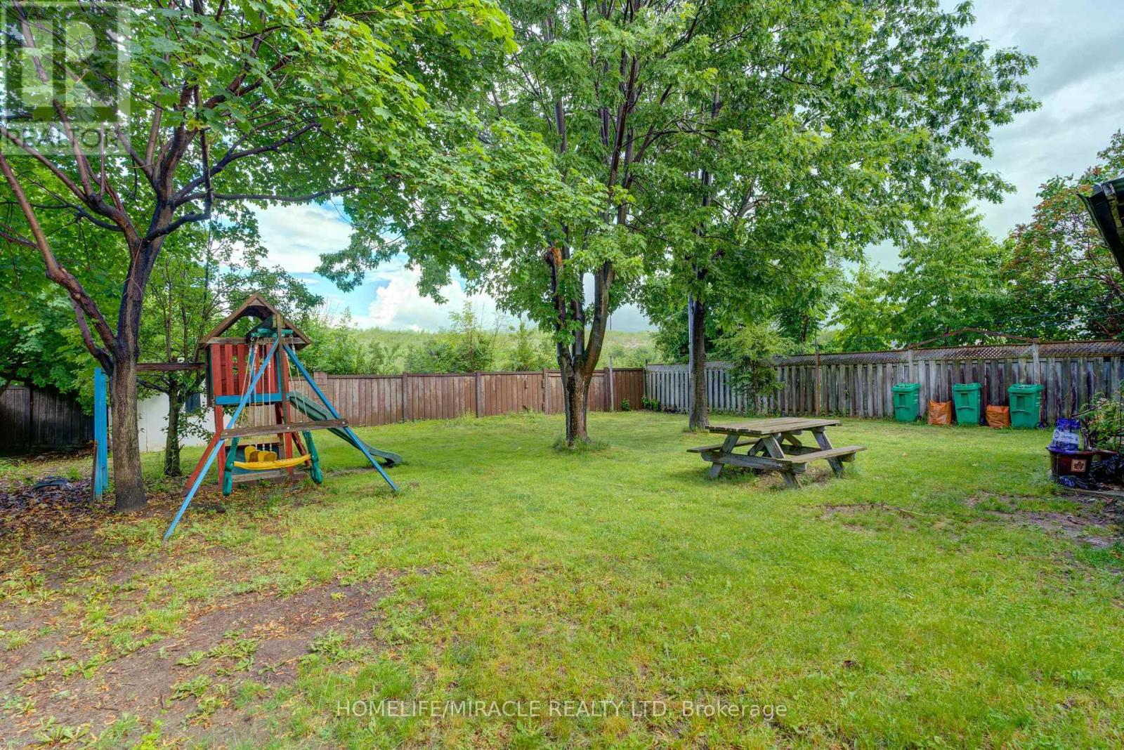 22 Kesteven Crescent, Brampton, Ontario  L6W 4E1 - Photo 30 - W13095276