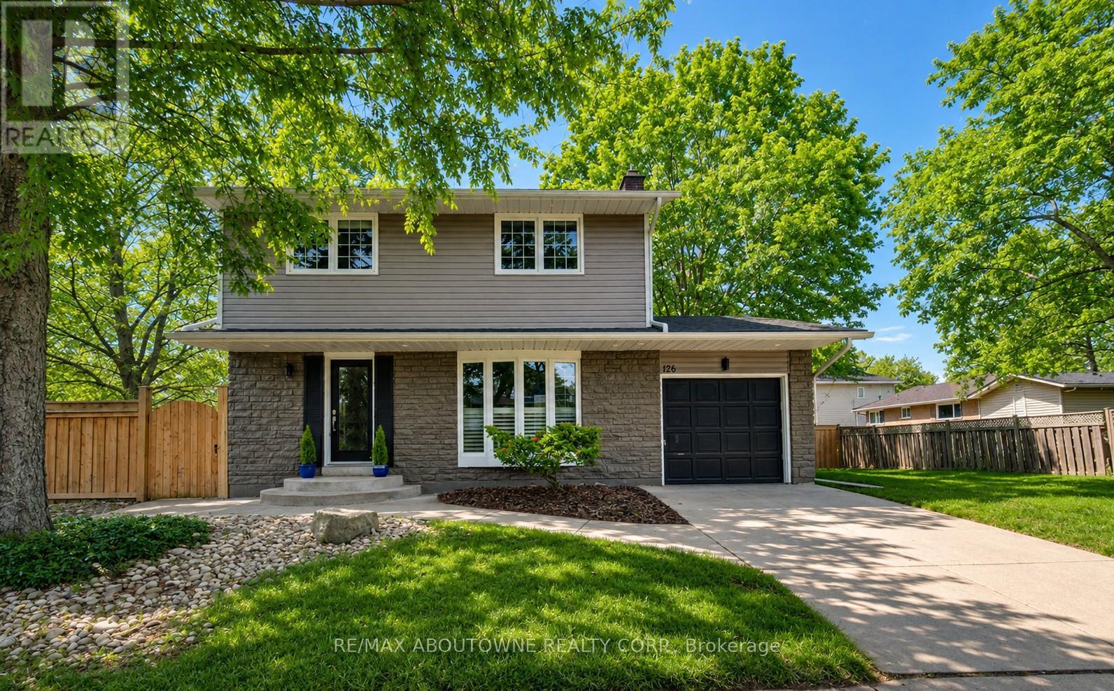 126 Otter Crescent, Oakville, Ontario  L6H 1E6 - Photo 24 - W13095318