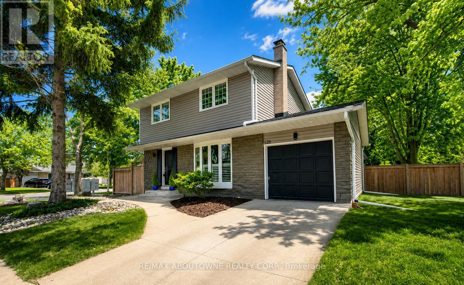 126 Otter Crescent, Oakville, Ontario  L6H 1E6 - Photo 25 - W13095318