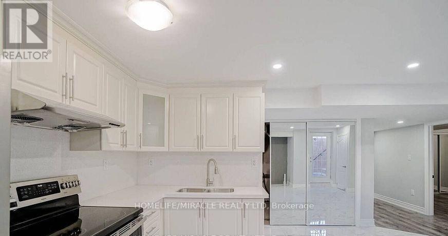 53 Emerald Coast Trail, Brampton, Ontario  L7A 5A7 - Photo 2 - W13095330