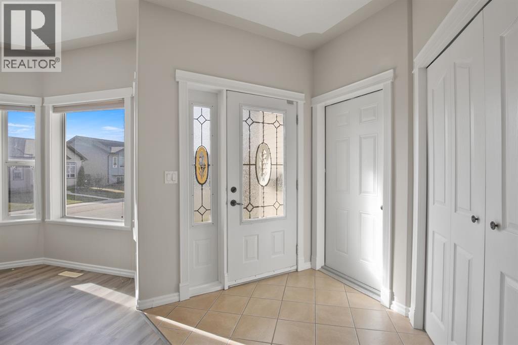 74 Jack Crescent, Red Deer, Alberta  T4P 0B1 - Photo 2 - A2307949