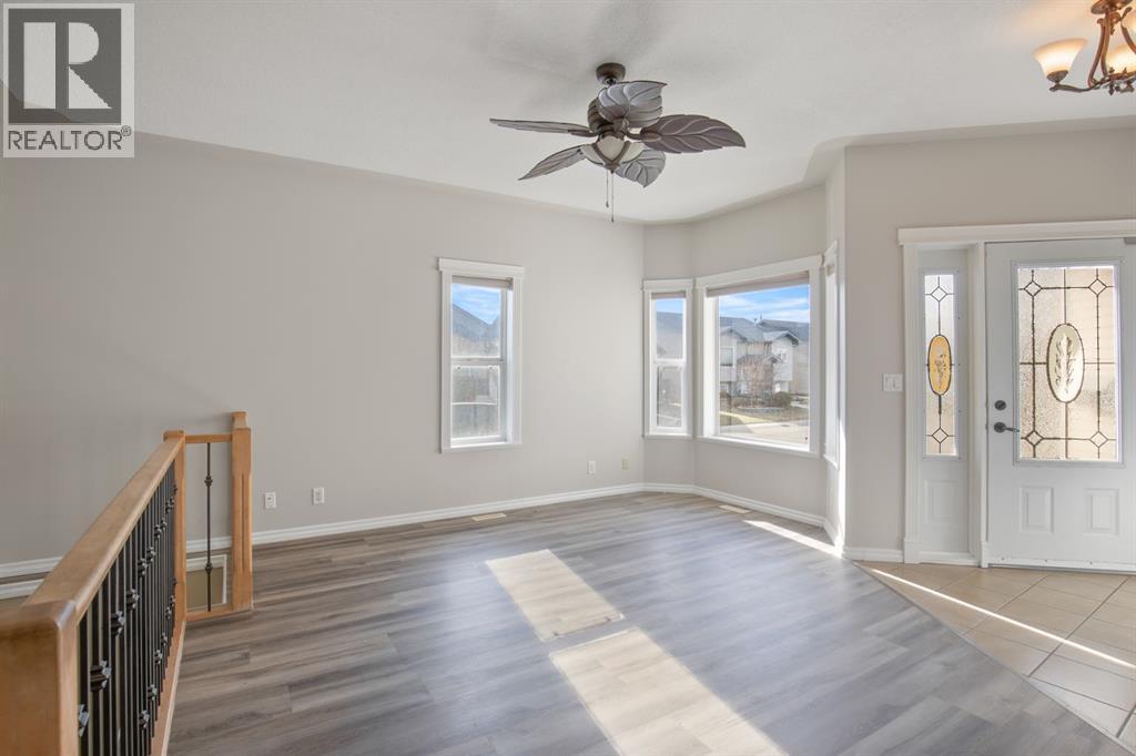 74 Jack Crescent, Red Deer, Alberta  T4P 0B1 - Photo 3 - A2307949