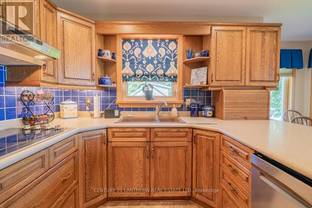 3126b County Rd 8 Road, Prince Edward County, Ontario  K0K 2T0 - Photo 18 - X12374137