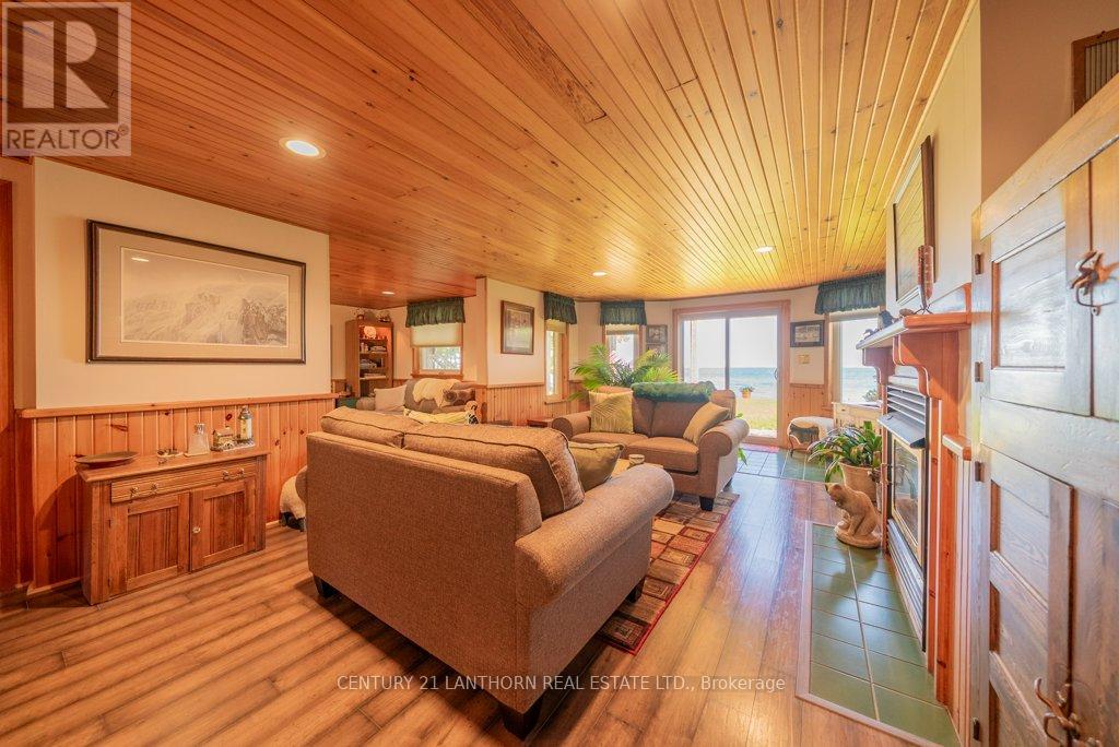 3126b County Rd 8 Road, Prince Edward County, Ontario  K0K 2T0 - Photo 27 - X12374137