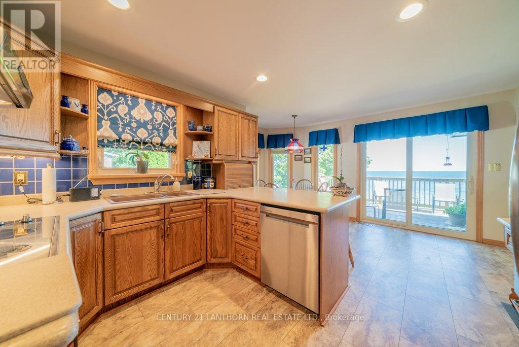 3126b County Rd 8 Road, Prince Edward County, Ontario  K0K 2T0 - Photo 19 - X12374137