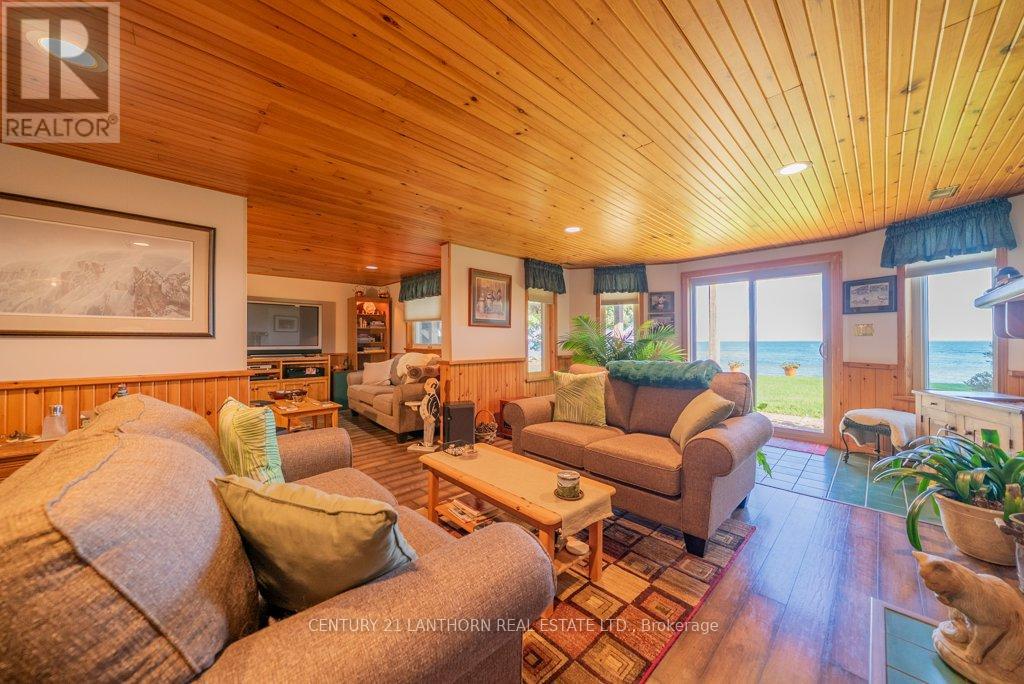 3126b County Rd 8 Road, Prince Edward County, Ontario  K0K 2T0 - Photo 28 - X12374137