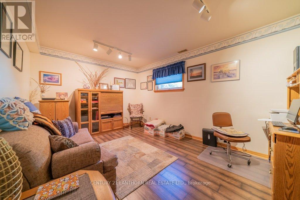 3126b County Rd 8 Road, Prince Edward County, Ontario  K0K 2T0 - Photo 33 - X12374137
