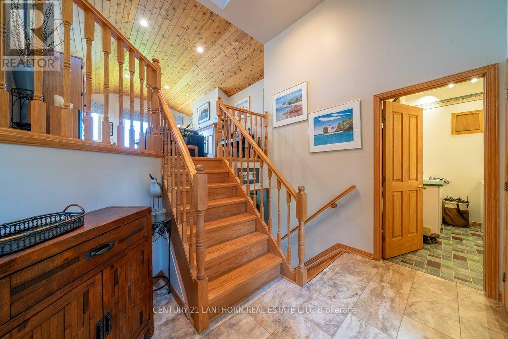 3126b County Rd 8 Road, Prince Edward County, Ontario  K0K 2T0 - Photo 8 - X12374137