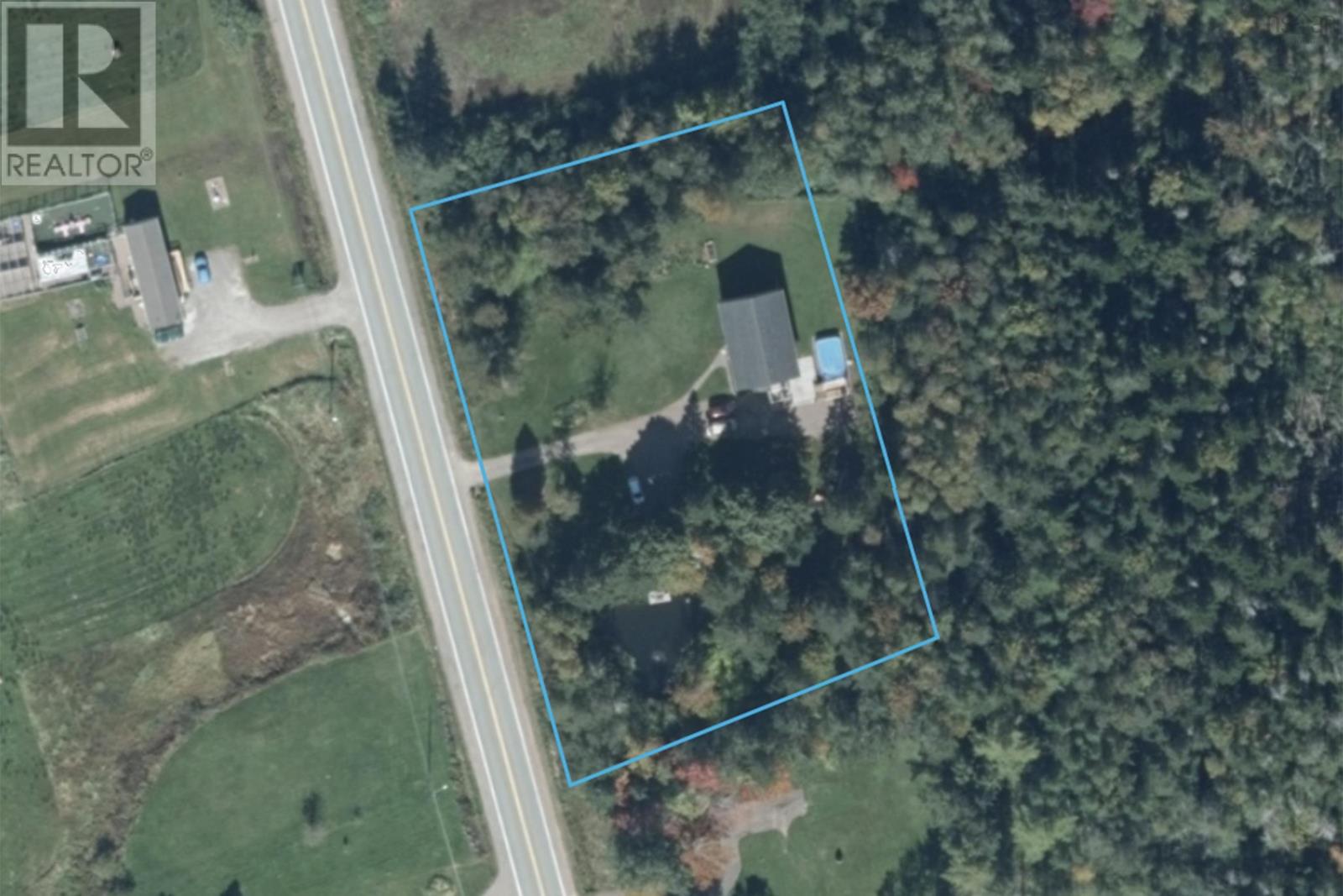 18372 Highway 2, Fenwick, Nova Scotia  B0L 1C0 - Photo 2 - 202610018