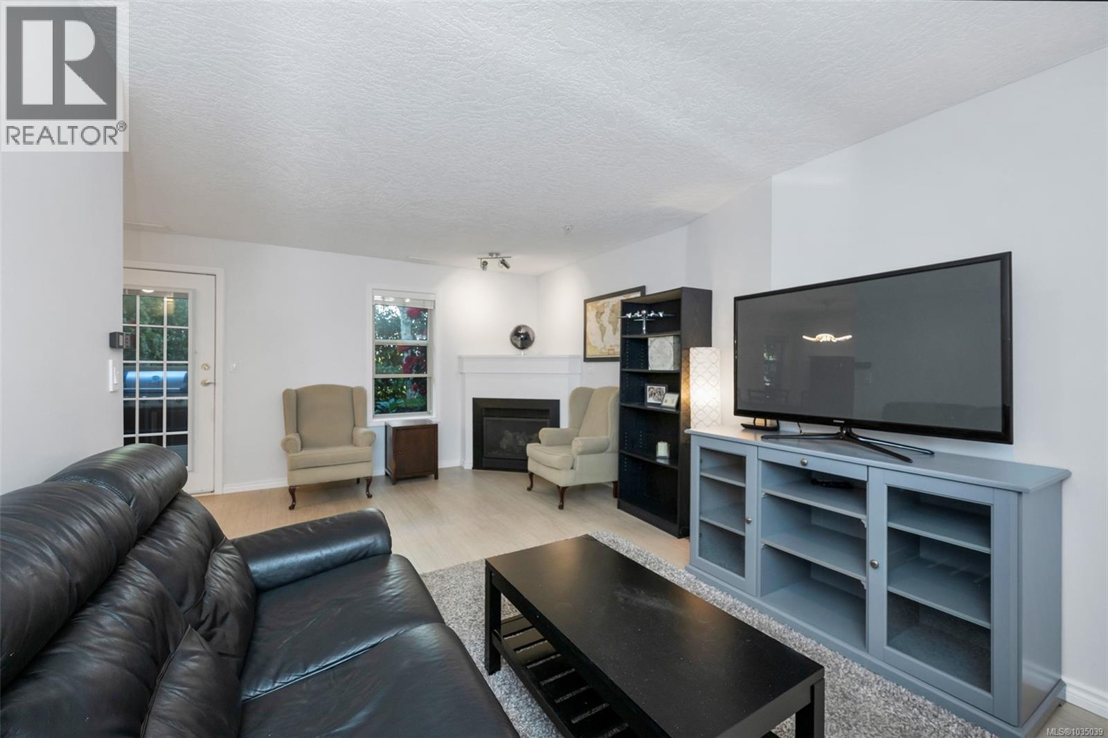205 3160 Albina St, Saanich, British Columbia  V9A 1Z5 - Photo 15 - 1035039