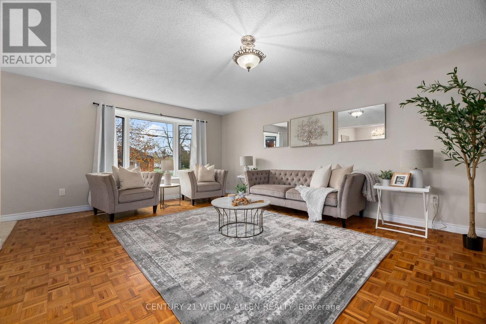 539 Monaghan Road, Peterborough, Ontario  K9J 5H6 - Photo 4 - X13094948