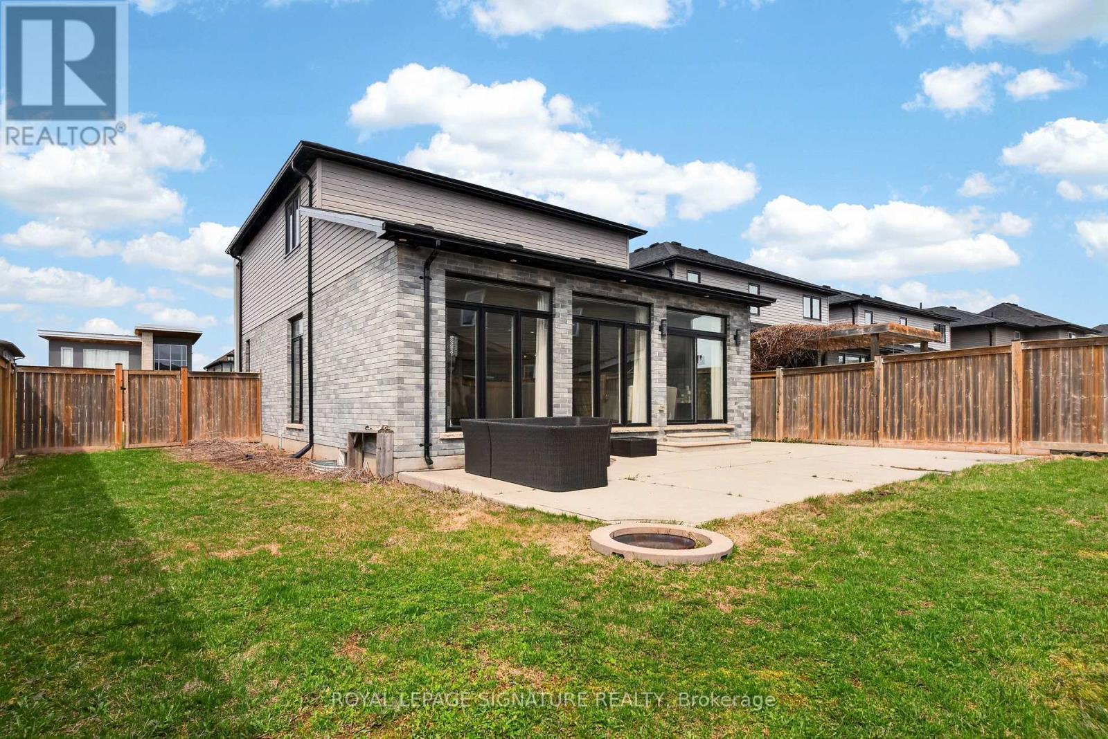 2147 Wateroak Drive, London North, Ontario  N6G 5B4 - Photo 43 - X13094970