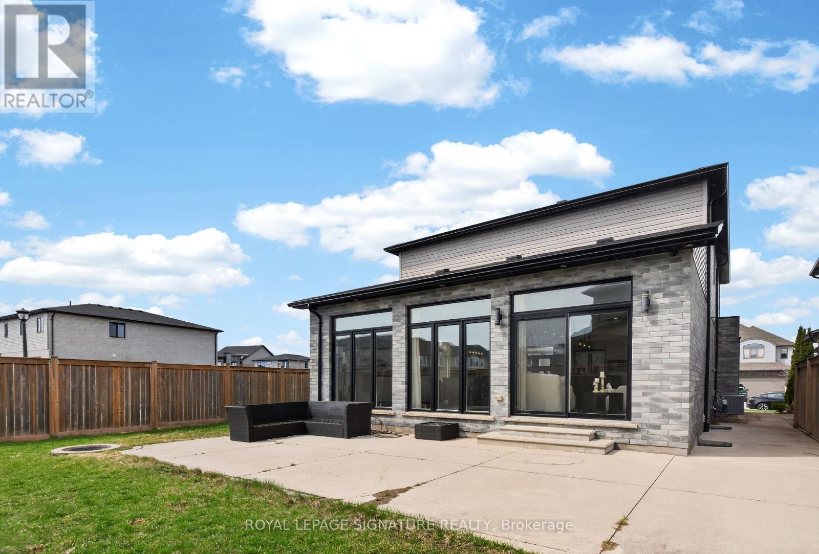 2147 Wateroak Drive, London North, Ontario  N6G 5B4 - Photo 45 - X13094970