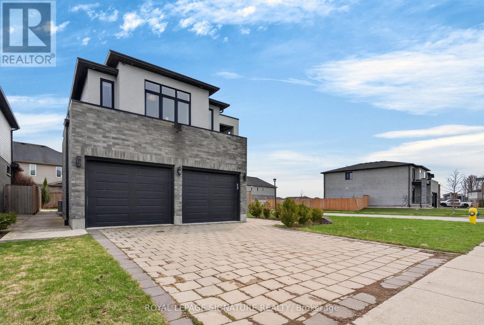 2147 Wateroak Drive, London North, Ontario  N6G 5B4 - Photo 6 - X13094970