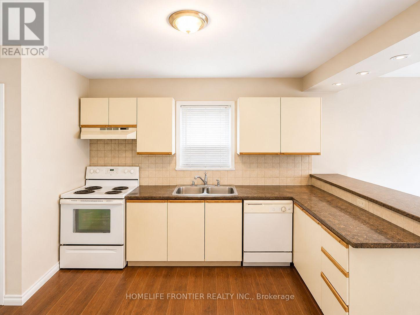 110 St Julien Street, London East, Ontario  N5Z 2M7 - Photo 4 - X13095336