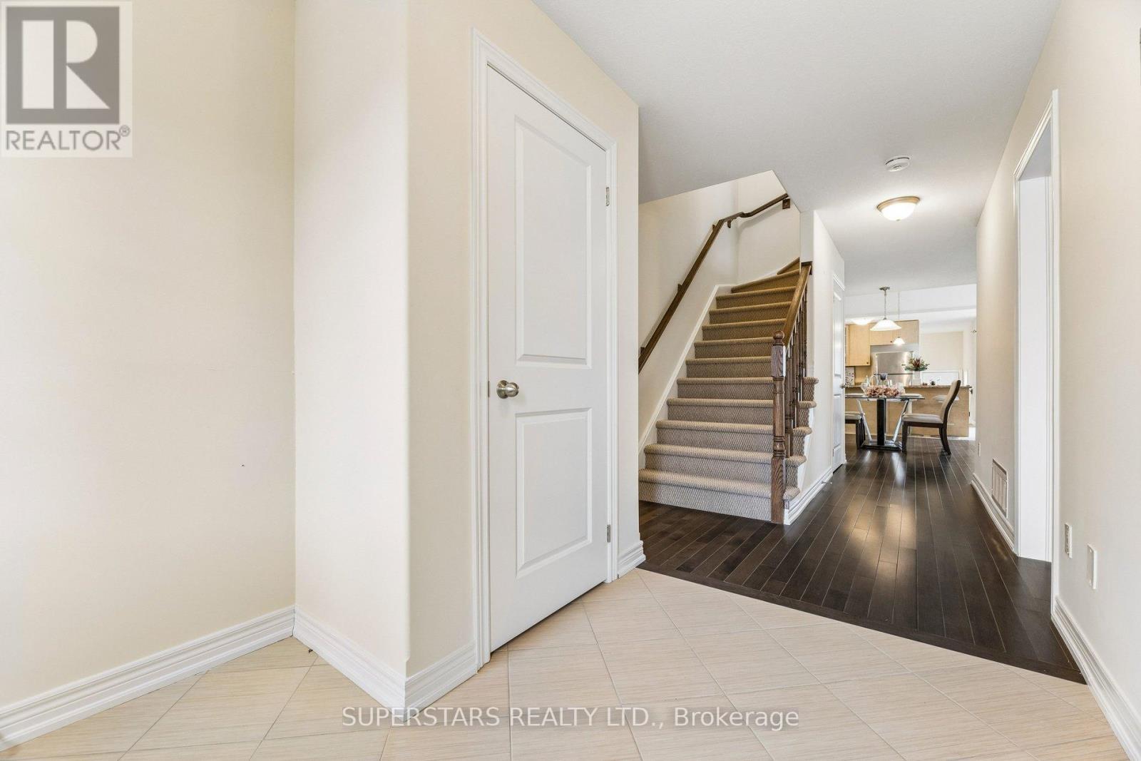 606 Haylock Gardens, Peterborough, Ontario  K9H 0H9 - Photo 7 - X13095344