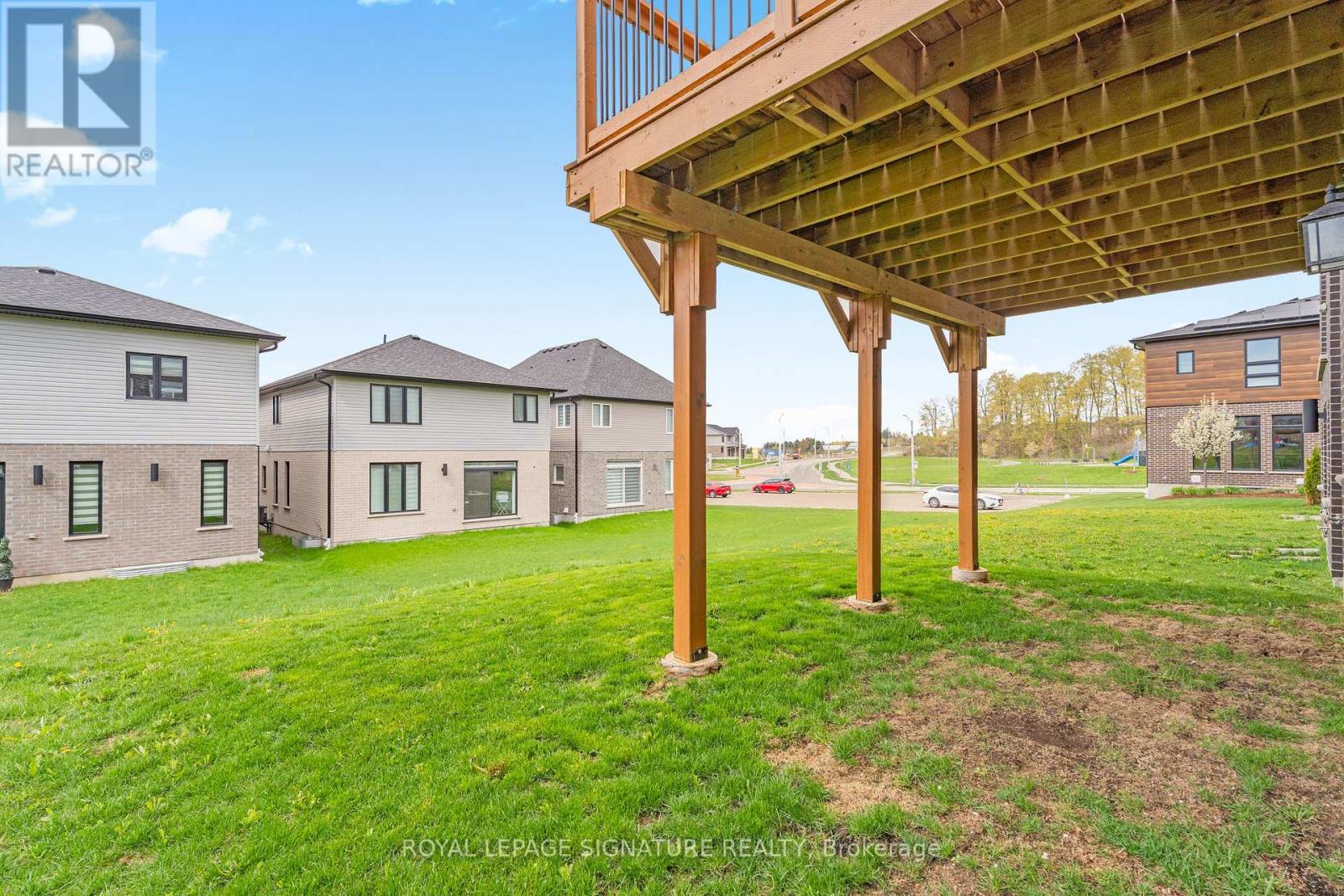 512 Nathalie Crescent, Kitchener, Ontario  N2E 0H8 - Photo 36 - X13095370
