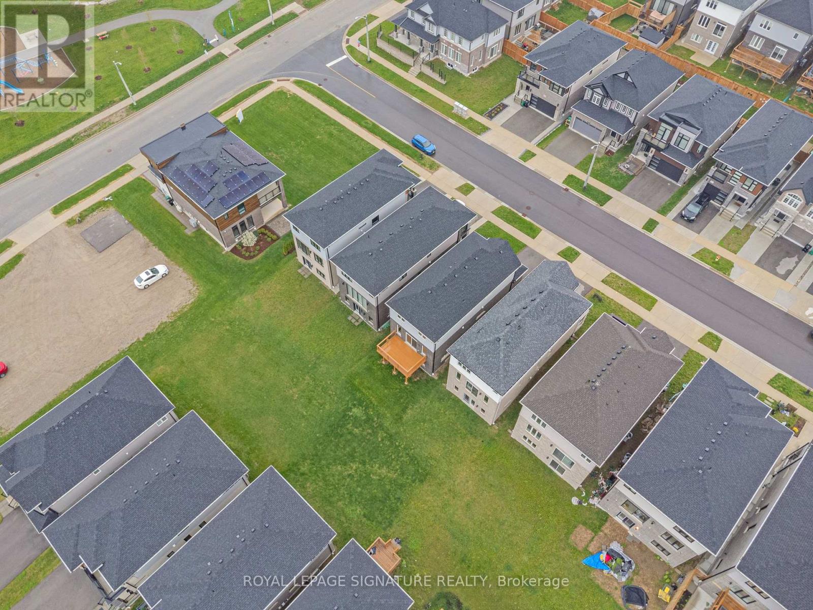 512 Nathalie Crescent, Kitchener, Ontario  N2E 0H8 - Photo 46 - X13095370