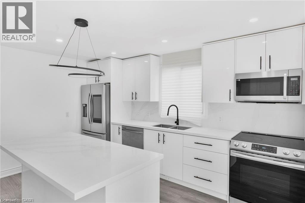 68 York Road, Dundas, Ontario  L9H 1L7 - Photo 13 - 40827785