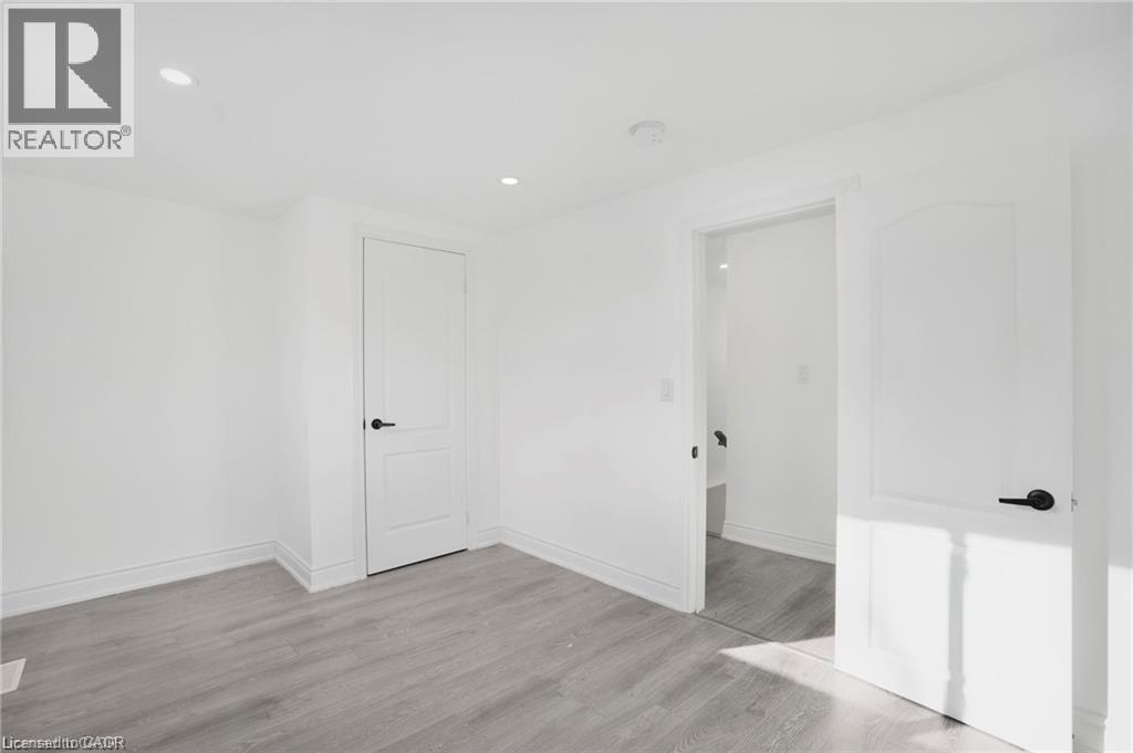 68 York Road, Dundas, Ontario  L9H 1L7 - Photo 29 - 40827785