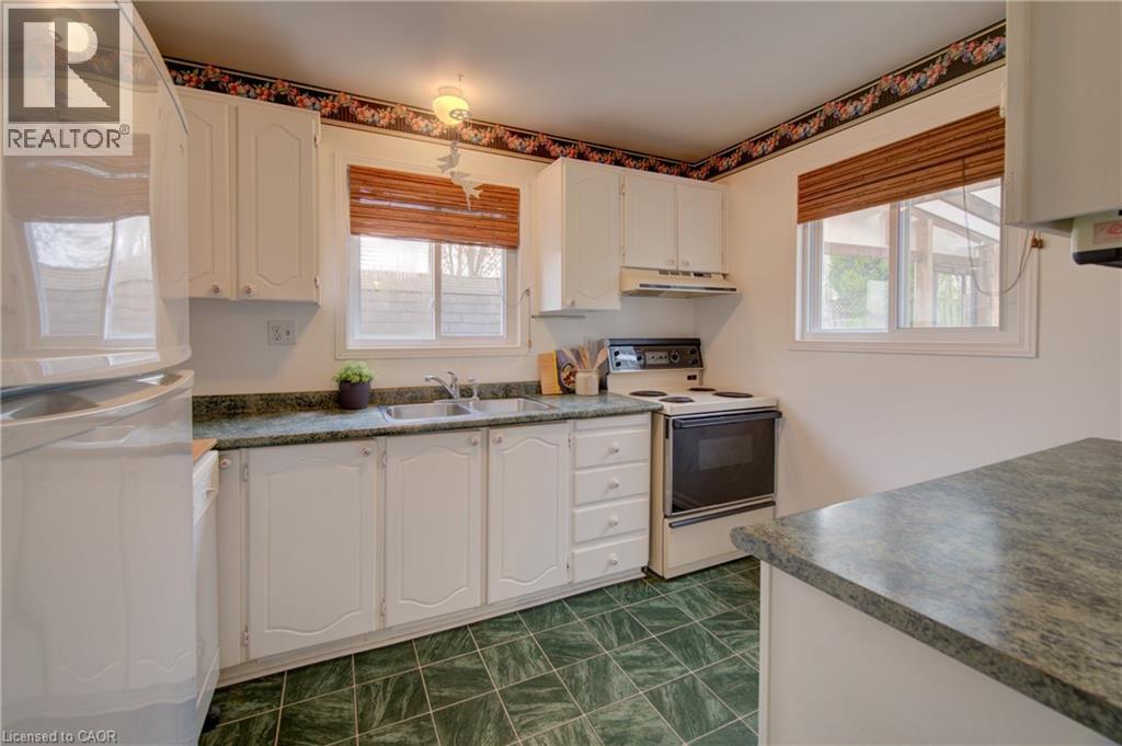 19 White Owl Crescent, Brantford, Ontario  N3P 1A1 - Photo 10 - 40827268